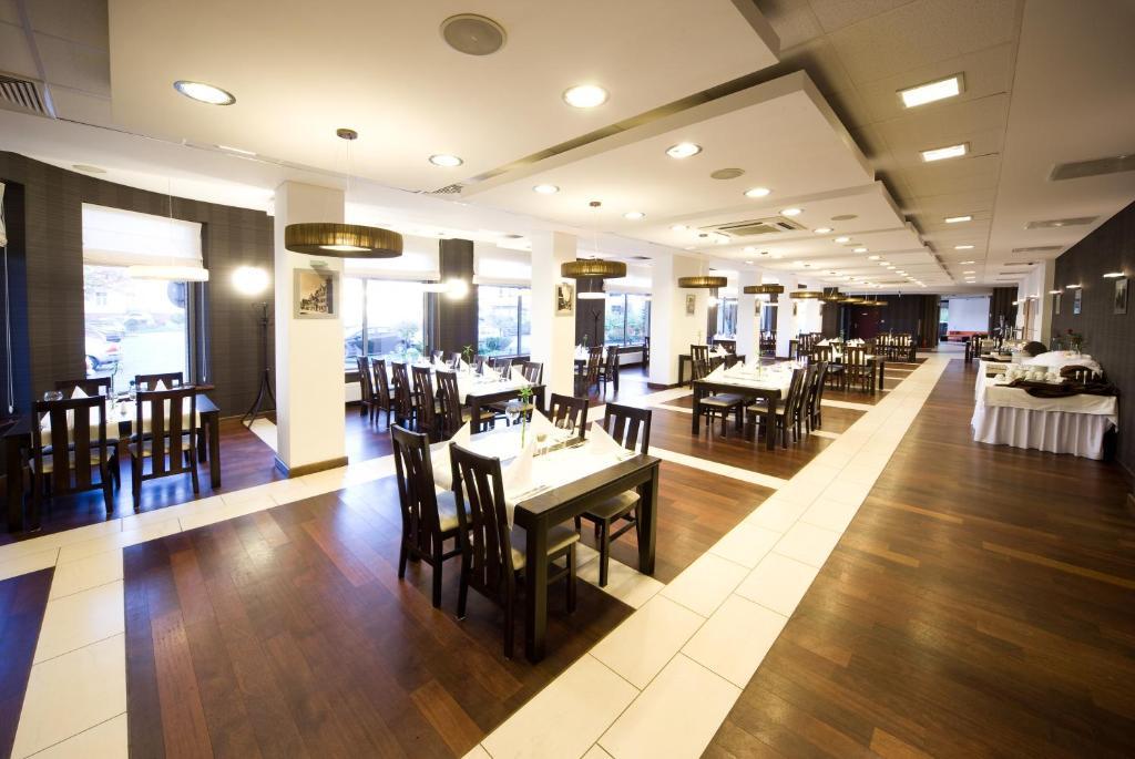 Hotel Centrum كفيدن المظهر الخارجي الصورة